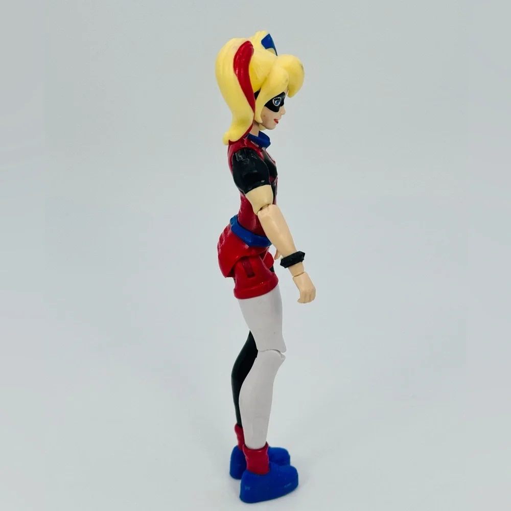 DC Superhero Girls Harley Quinn 6